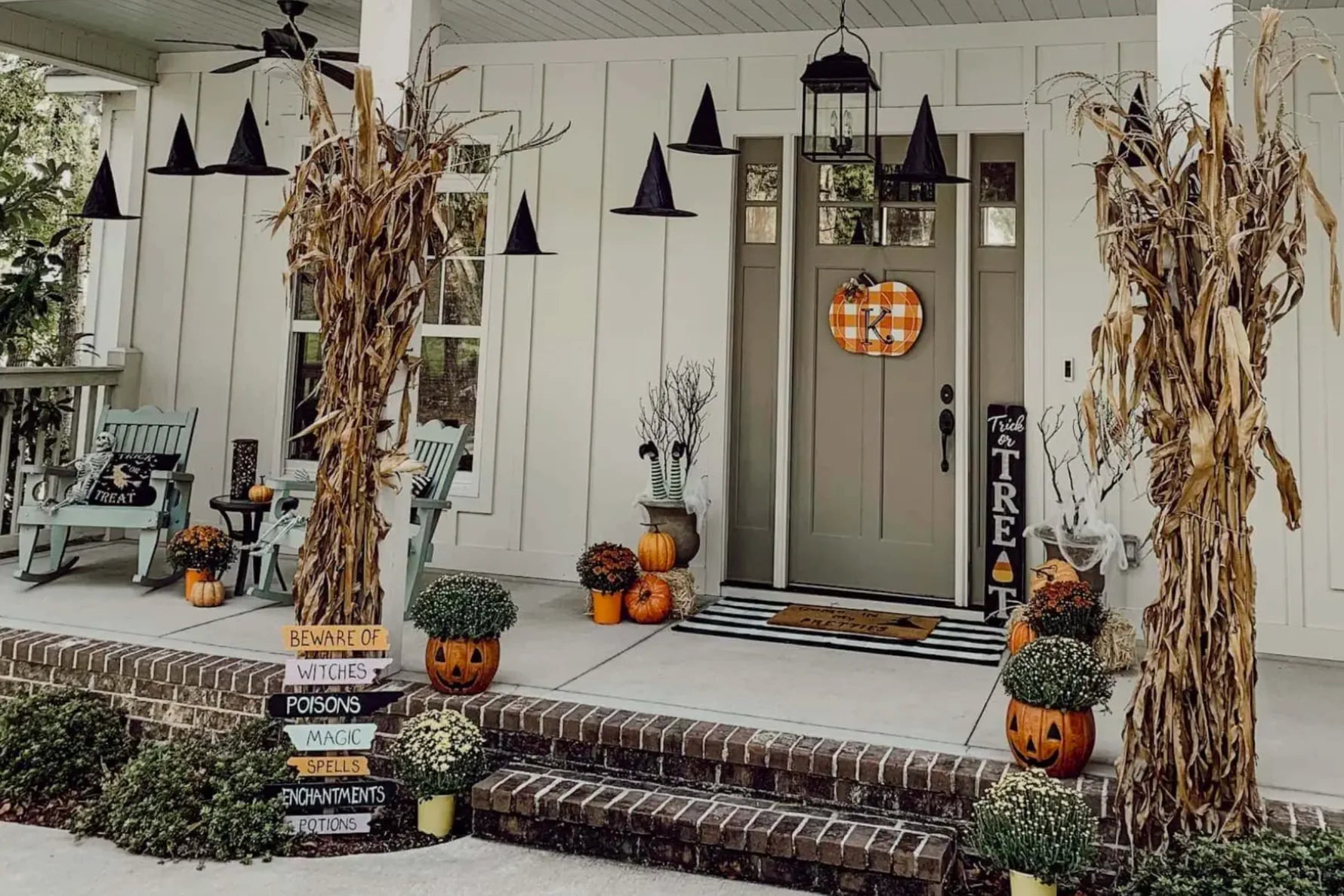 Welcoming Fall On Your Front Porch – Heyday Landscaping